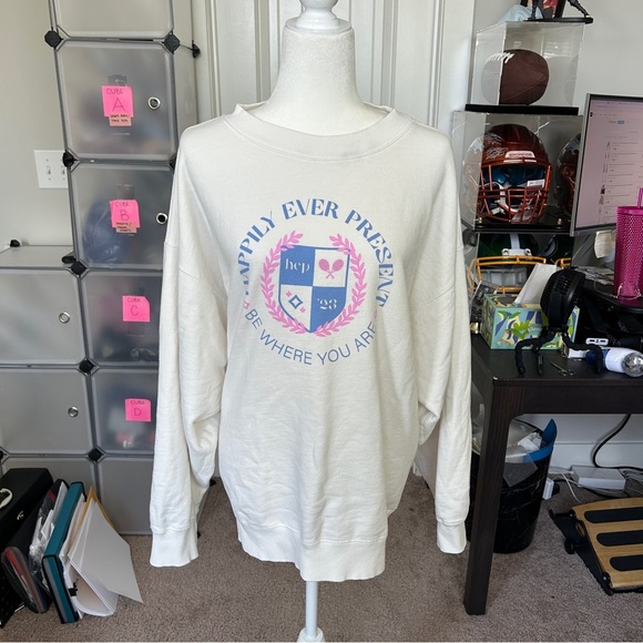 Happily Ever Present Be Where You Are White Graphic Sweatshirt Size Large - Picture 3 of 9